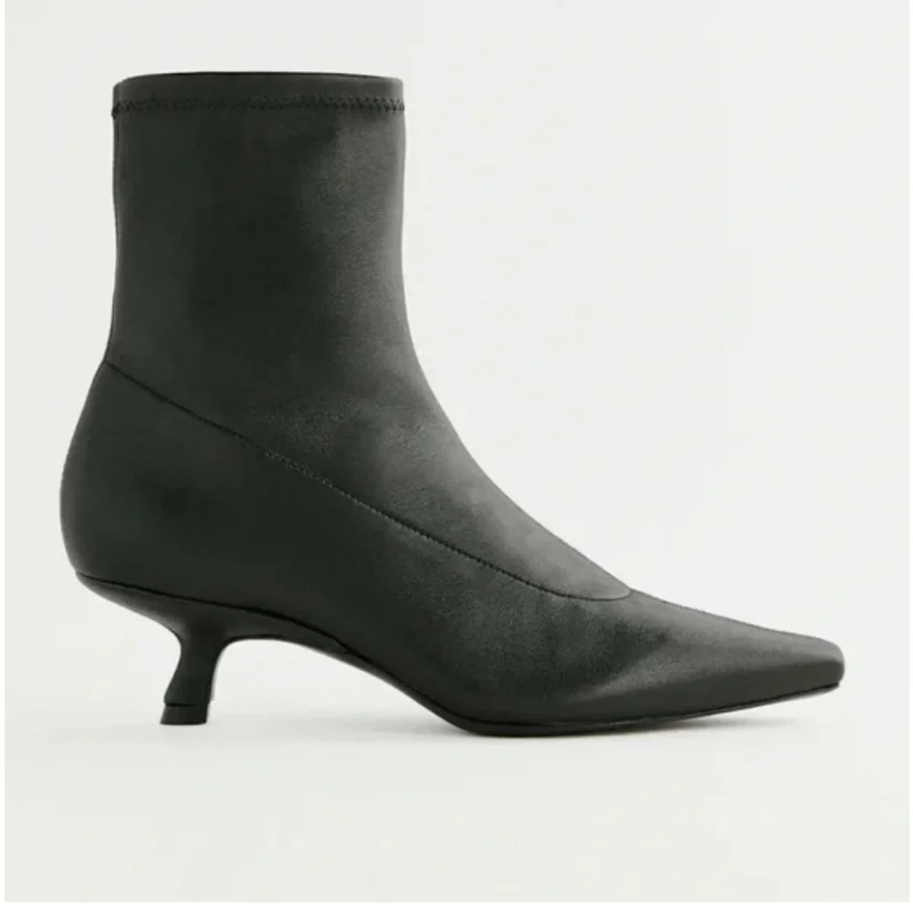 Reformation Onya Ankle Boots